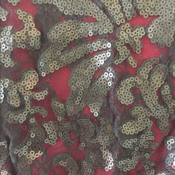 Dress/Cache - Picture 5 of 8